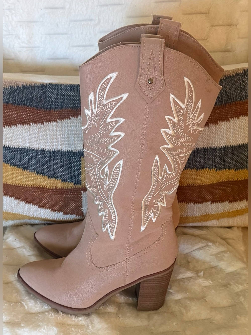 ALTAR’D STATE Dolley Western Boots Blush Pink Embroidered Cowgirl 8 - Picture 5 of 9